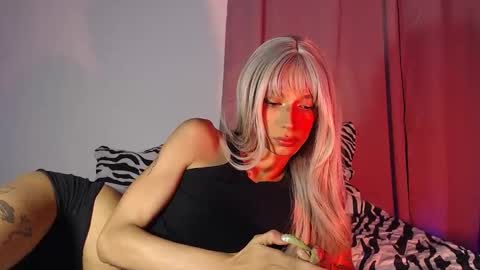 Angel online show from 10/22/25, 09:14