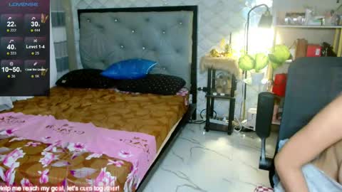 Snapshot of darklurex_jasmine chatting on 05/21/26, 04:30 mistress jasmine online show from 05/21/26, 04:30