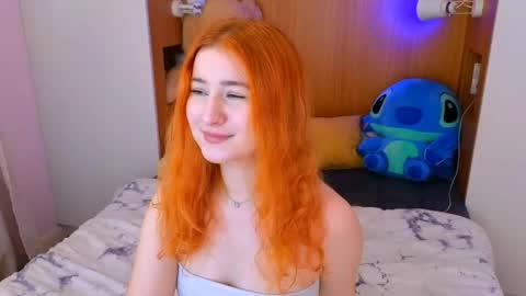 darkmoon____ online show from 04/17/26, 12:19