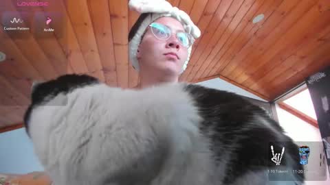 Darkness online show from 10/28/25, 04:42