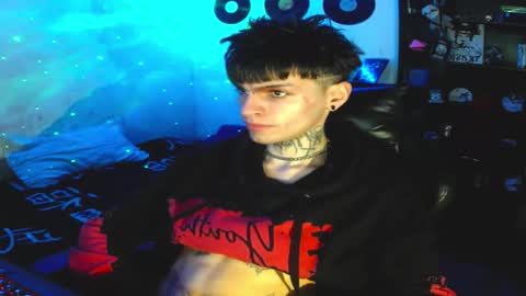   online show from 09/11/25, 06:24