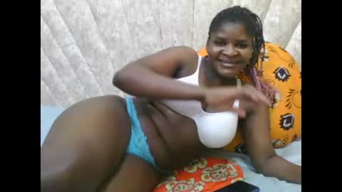 SHANICE online show from 12/15/25, 01:32