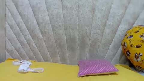 SHANICE online show from 04/01/26, 04:35