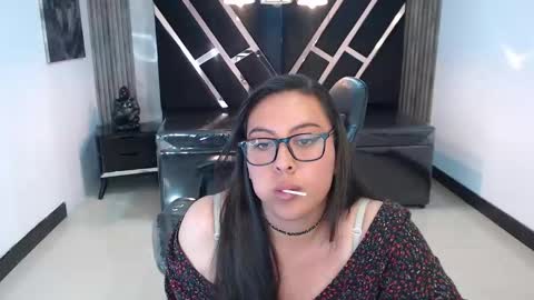 Snapshot of darknyx_ch1 chatting on 11/06/25, 11:15 darknyx ch1 online show from 11/06/25, 11:15