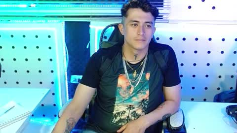 DARKO0717 online show from 11/14/25, 10:07