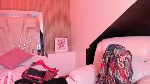 Snapshot of darkreed_ chatting on 02/28/26, 07:31 Dark ReeD online show from 02/28/26, 07:31