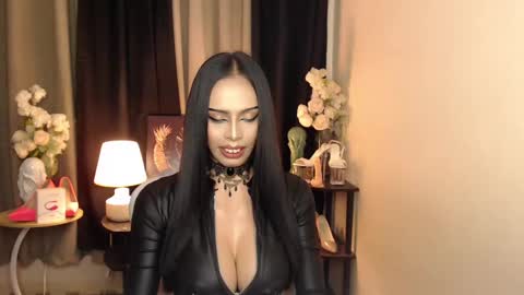 HAPPY BIRTHDAY MISTRESS MADRIANA online show from 01/17/25, 05:42