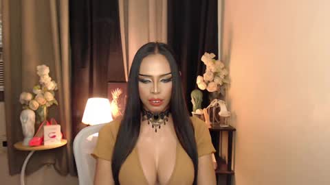 HAPPY BIRTHDAY MISTRESS MADRIANA online show from 02/20/25, 01:51