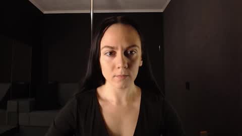 darkspark_ online show from 09/30/25, 08:08