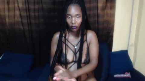 Snapshot of darksultryxx30 chatting on 04/15/26, 02:24 Darksultryxx30 online show from 04/15/26, 02:24
