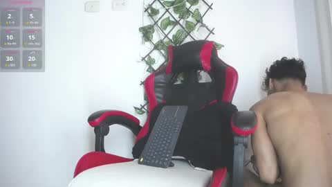 Snapshot of darkviper26 chatting on 05/19/26, 12:33 darkviper26 online show from 05/19/26, 12:33