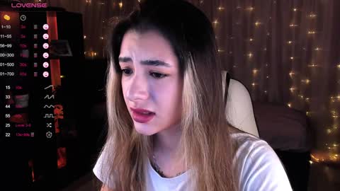 Belle online show from 12/25/24, 04:12