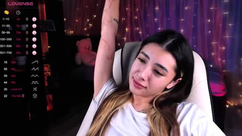 Belle online show from 12/28/24, 07:44