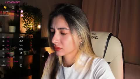 Belle online show from 10/03/25, 04:09