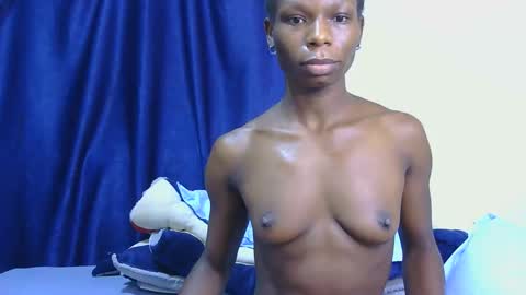 Snapshot of darling_dee chatting on 05/13/26, 08:38 darling_dee online show from 05/13/26, 08:38