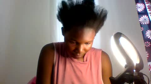 Snapshot of darling_dreamer2 chatting on 06/29/26, 05:14 darling_dreamer2 online show from 06/29/26, 05:14