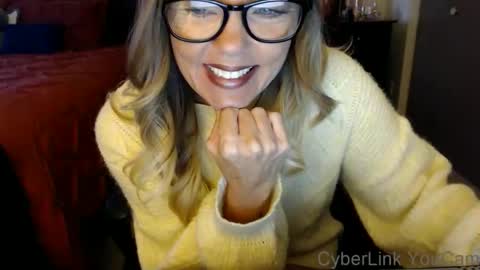 DarlingD online show from 10/16/25, 12:06