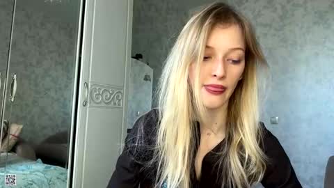 D online show from 10/25/25, 08:11