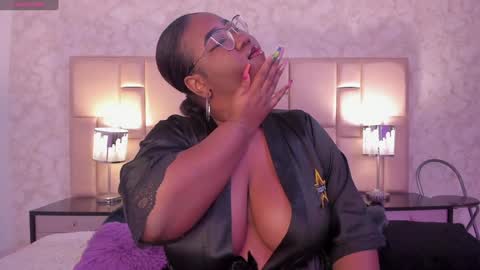  Darnell Queen online show from 01/28/25, 03:47