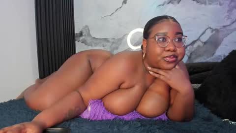  Darnell Queen online show from 11/21/25, 04:49