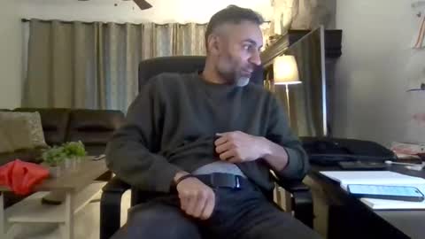 darryl43321 online show from 01/06/26, 07:28