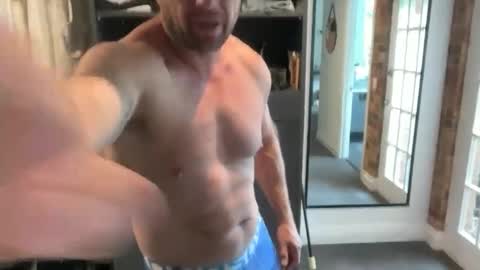 dartanian0001 online show from 09/20/25, 12:00