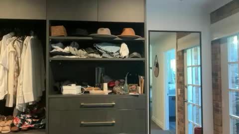 dartanian0001 online show from 10/05/25, 12:20