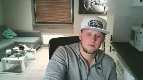 Dario online show from 11/04/25, 05:23