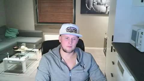 Dario online show from 11/12/25, 05:57