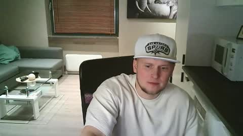 Dario online show from 11/22/25, 04:39