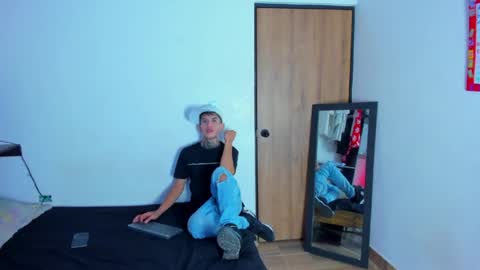 darwin_nlh online show from 04/27/26, 11:58