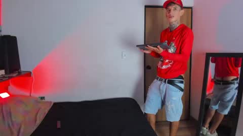 darwin_stark online show from 05/07/26, 01:44