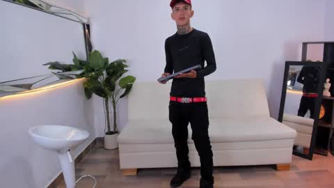 darwin_stark online show from 06/05/26, 04:41