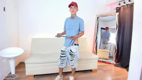 darwin_stark online show from 06/09/26, 04:57
