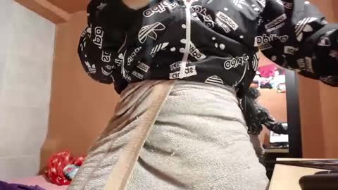 darwin_x online show from 09/24/25, 09:07