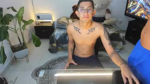 Snapshot of darwinandbrayan chatting on 03/02/26, 04:14 darwinandbrayan online show from 03/02/26, 04:14