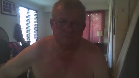 darwincock online show from 09/19/25, 11:05