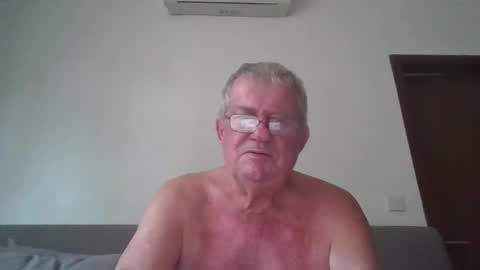darwincock online show from 04/19/26, 01:38