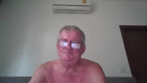 darwincock online show from 04/25/26, 01:52