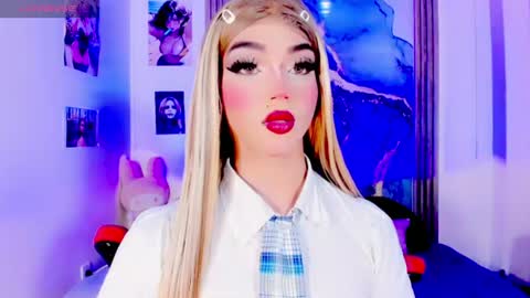Snapshot of dasha_natalia chatting on 07/15/26, 03:45 Natalia online show from 07/15/26, 03:45