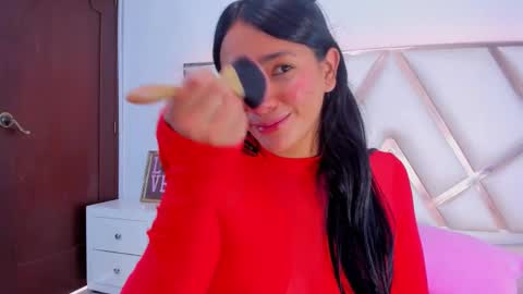 Snapshot of dashafoxxx chatting on 10/01/25, 12:44 Dasha Foxxx online show from 10/01/25, 12:44