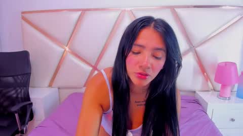 Snapshot of dashafoxxx chatting on 10/18/25, 02:51 Dasha Foxxx online show from 10/18/25, 02:51