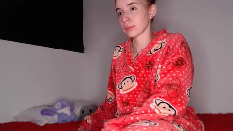 Dafne online show from 04/29/26, 02:48