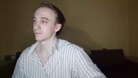 datalian online show from 11/26/25, 03:57