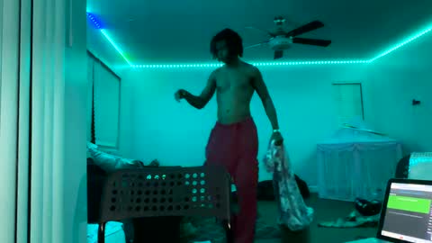 LushLavish online show from 12/26/24, 10:59