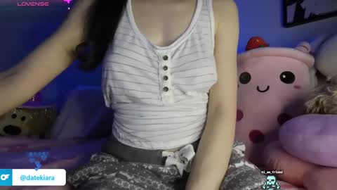 Kiara  online show from 12/07/24, 10:01