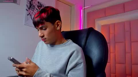 angel online show from 12/20/25, 05:25