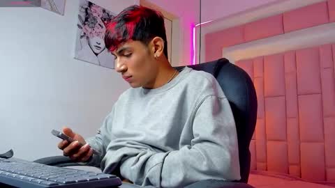 angel online show from 12/23/25, 04:32