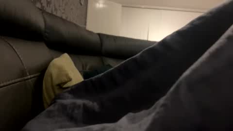 D198169 online show from 10/01/25, 03:12