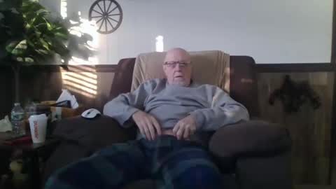 dave571960 online show from 03/08/25, 11:58